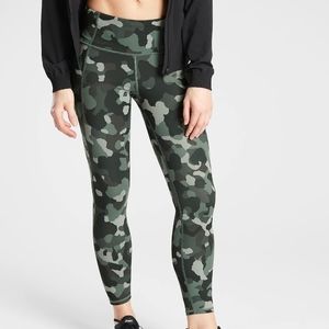Athleta Lightning Camo 7/8 leggings